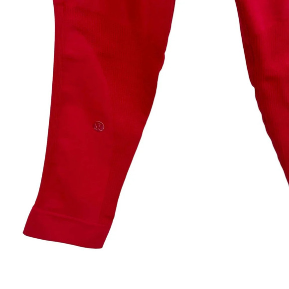 Lululemon Zone In Tight Cranberry Red Size 4 - Picture 6 of 7